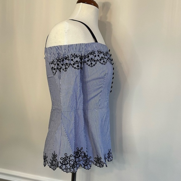 YYIGAL NWT Embroidered Blouse, Size S - Picture 3 of 5